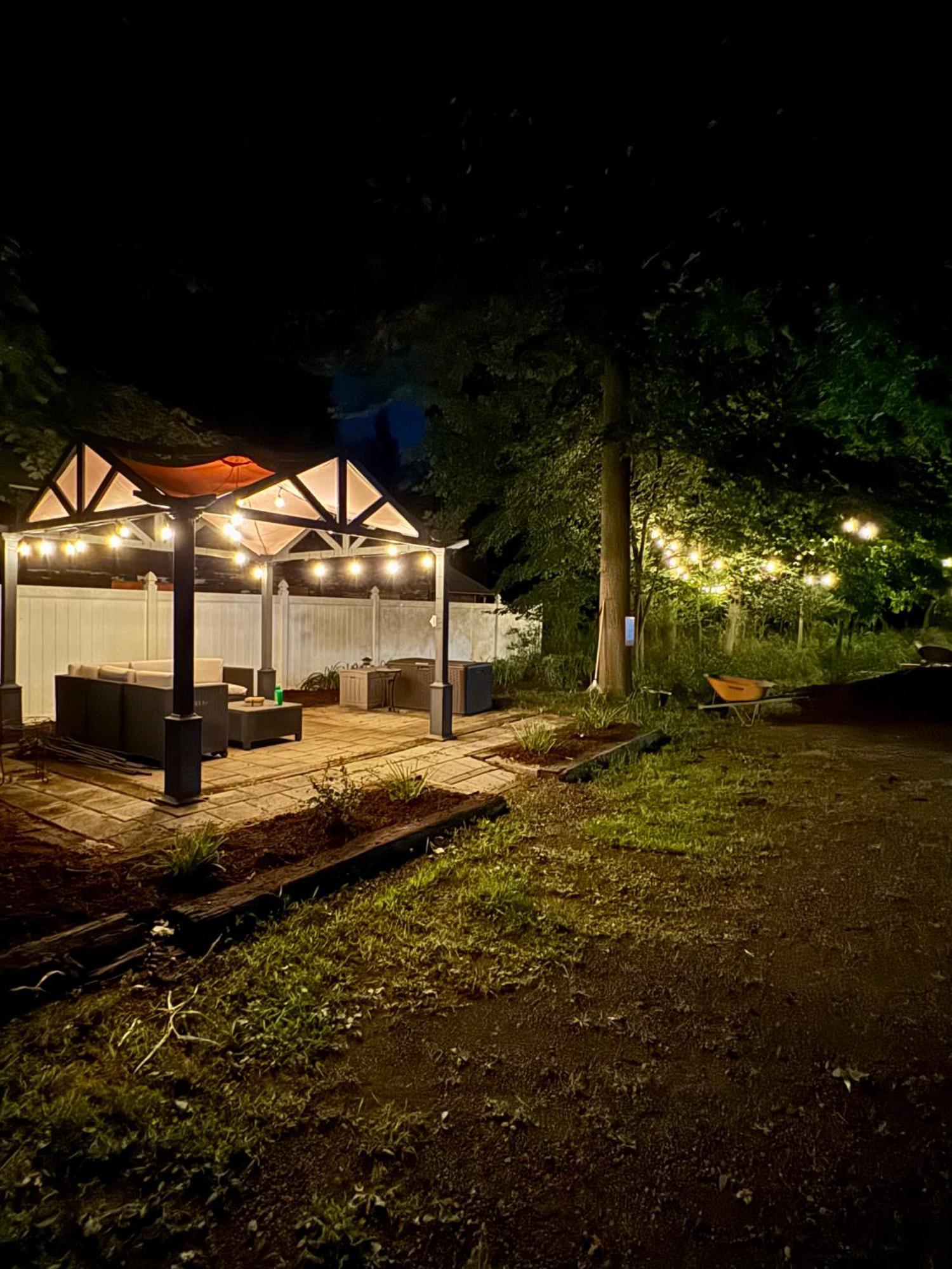 The Edwards Waterhouse Inn Fredonia 外观 照片